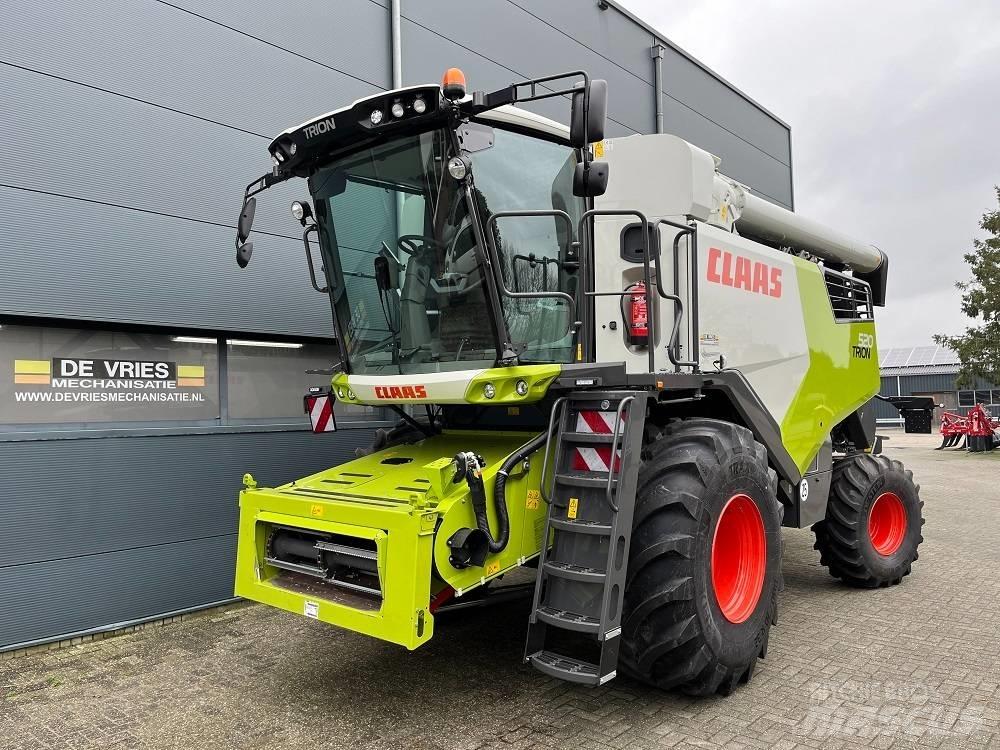 CLAAS Trion 520 Sklízecí mlátičky