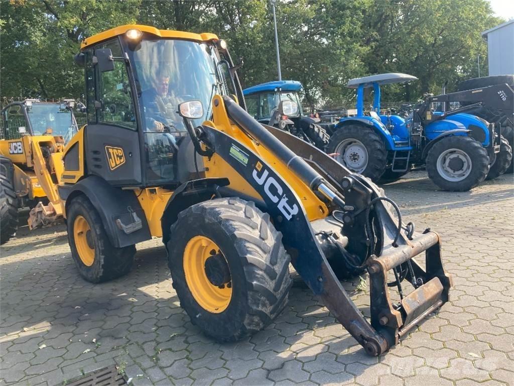 JCB 409 Kolové nakladače