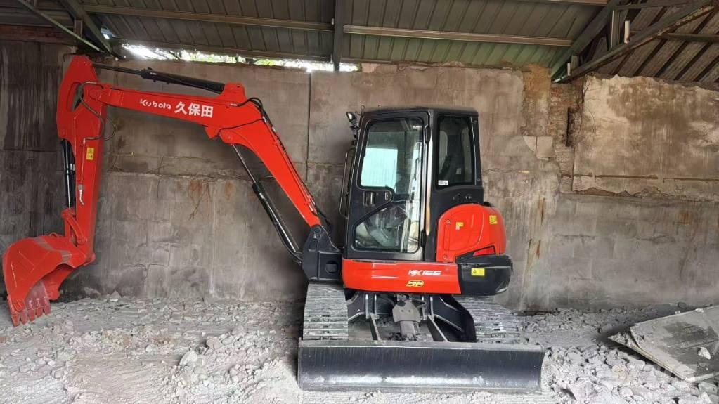 Kubota 165 Pásová rýpadla