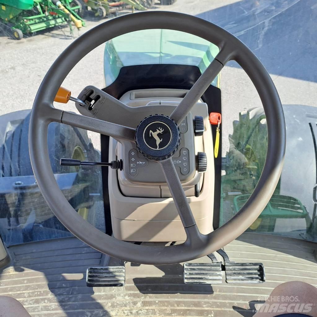 John Deere 7310 R Traktory