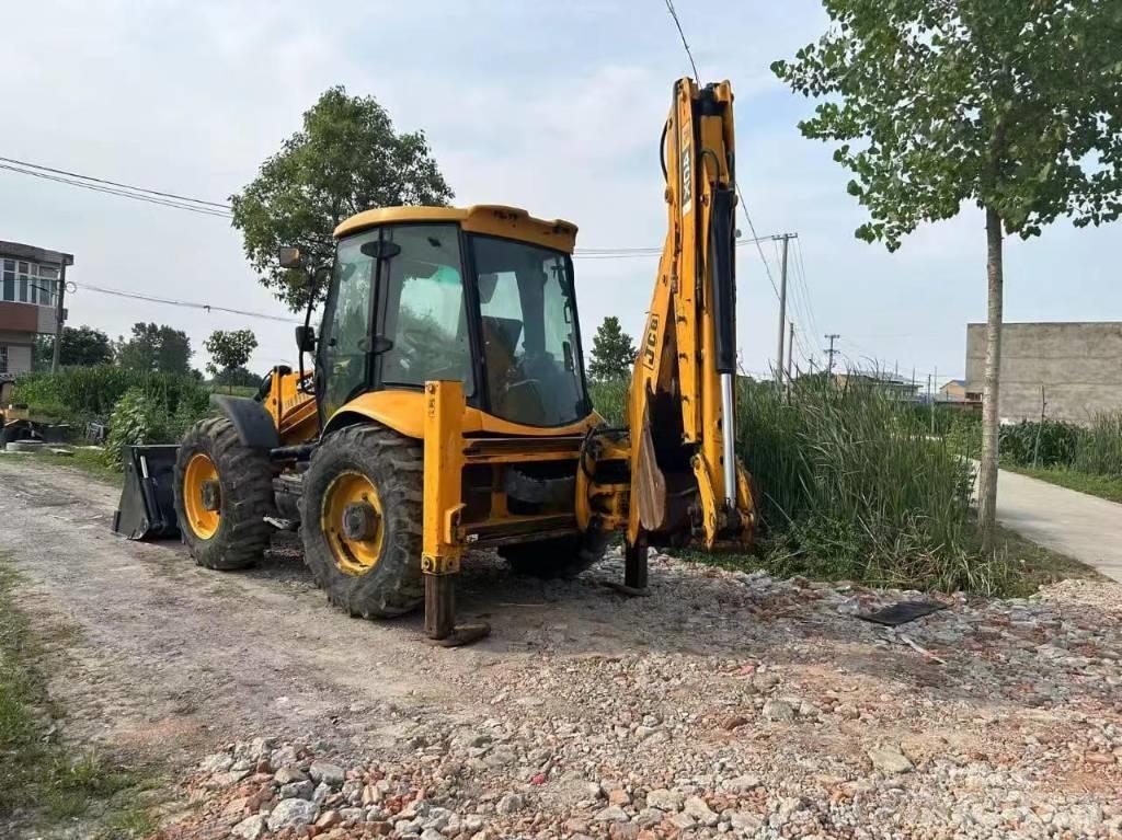 JCB 4 CX Rýpadlo-nakladače