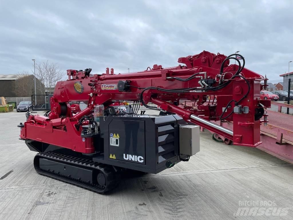 Unic URW-546-2VF Pásové jeřáby