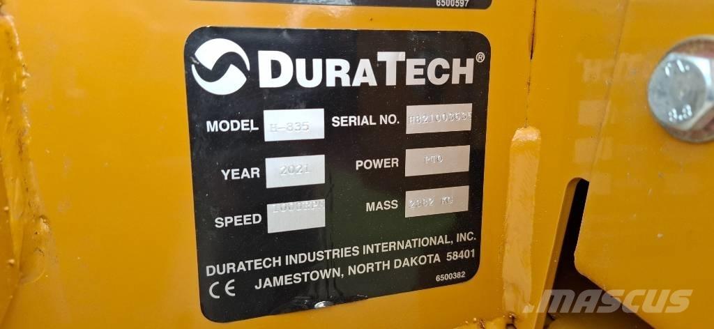 Haybuster H-835 Drtiče a řezače balíků