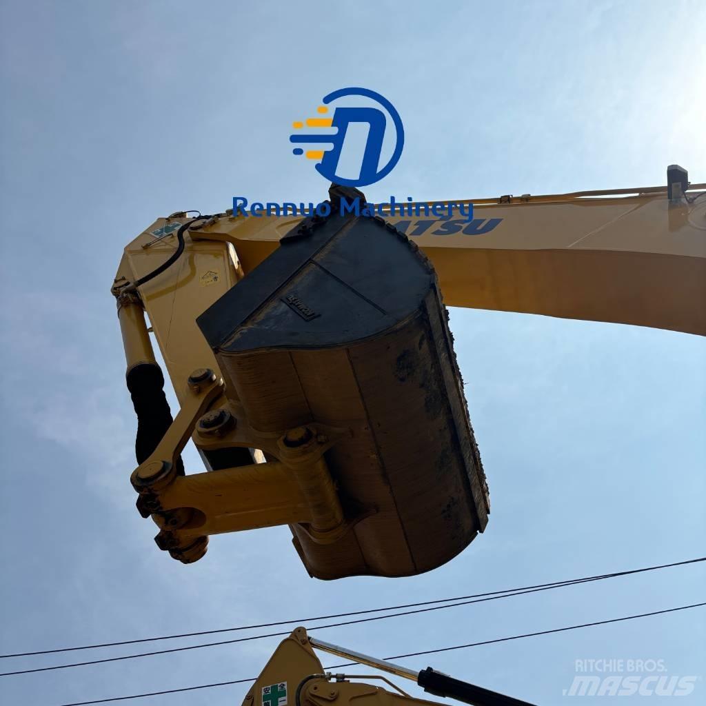 Komatsu PC450-8 Pásová rýpadla