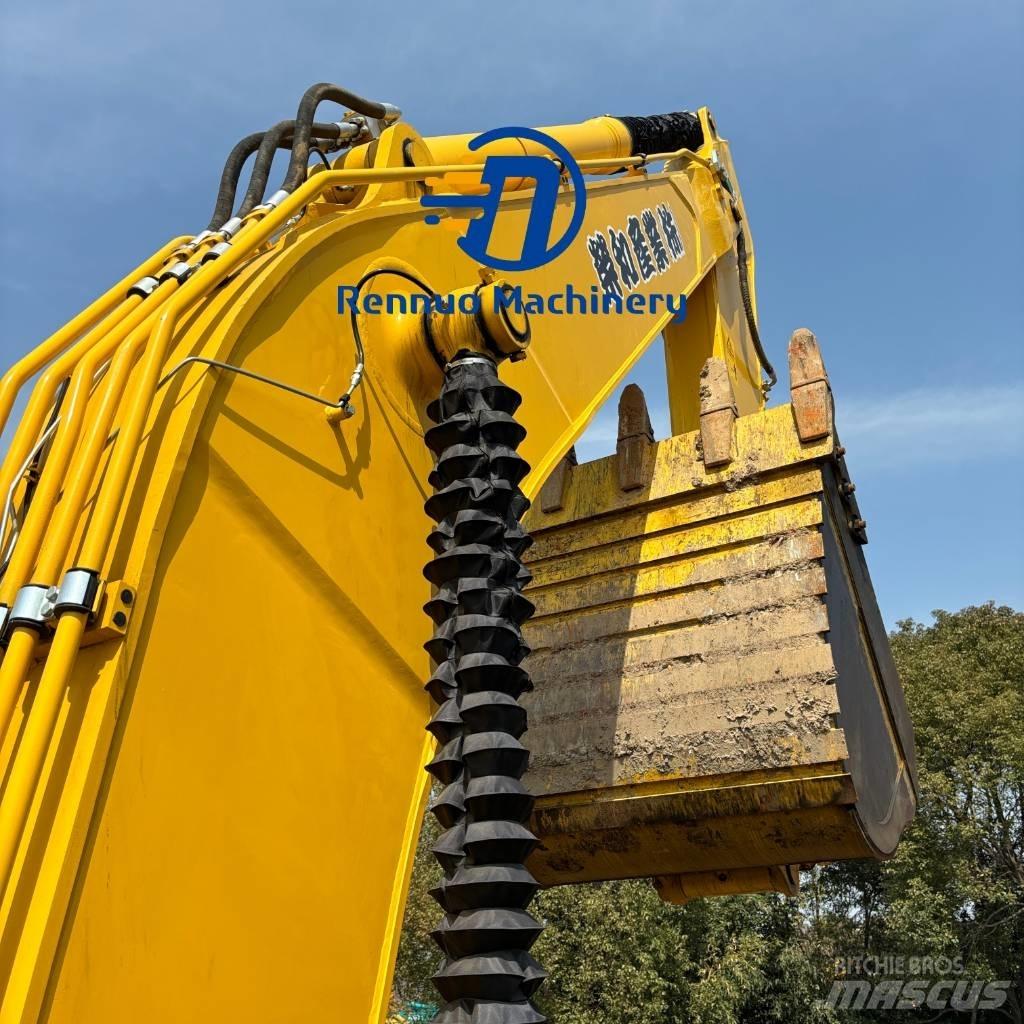 Komatsu PC450-8 Pásová rýpadla