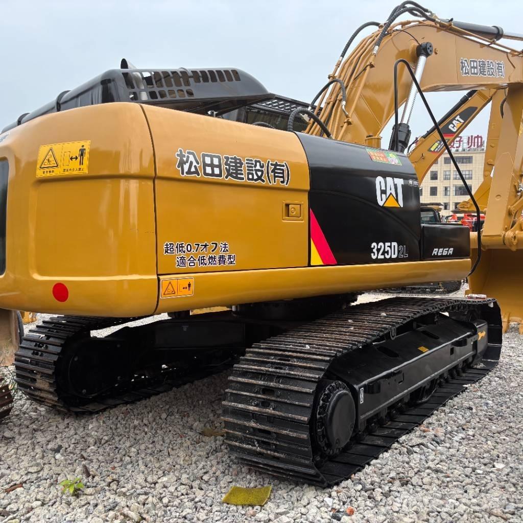 CAT 325 Pásová rýpadla