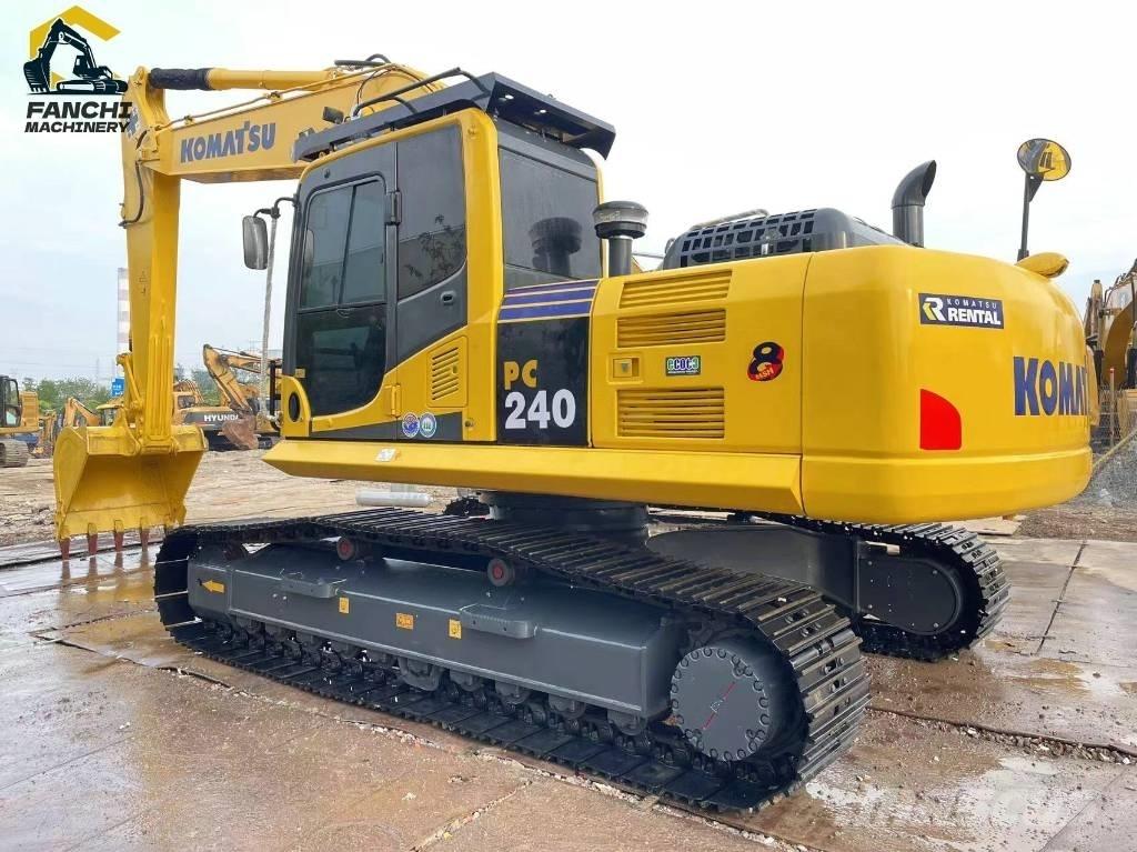 Komatsu PC240 Pásová rýpadla