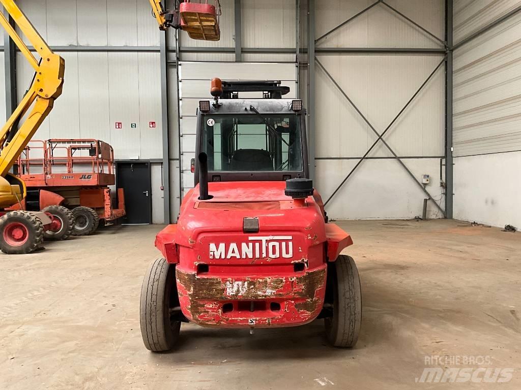 Manitou MC 40 Terénní vysokozdvižné vozíky