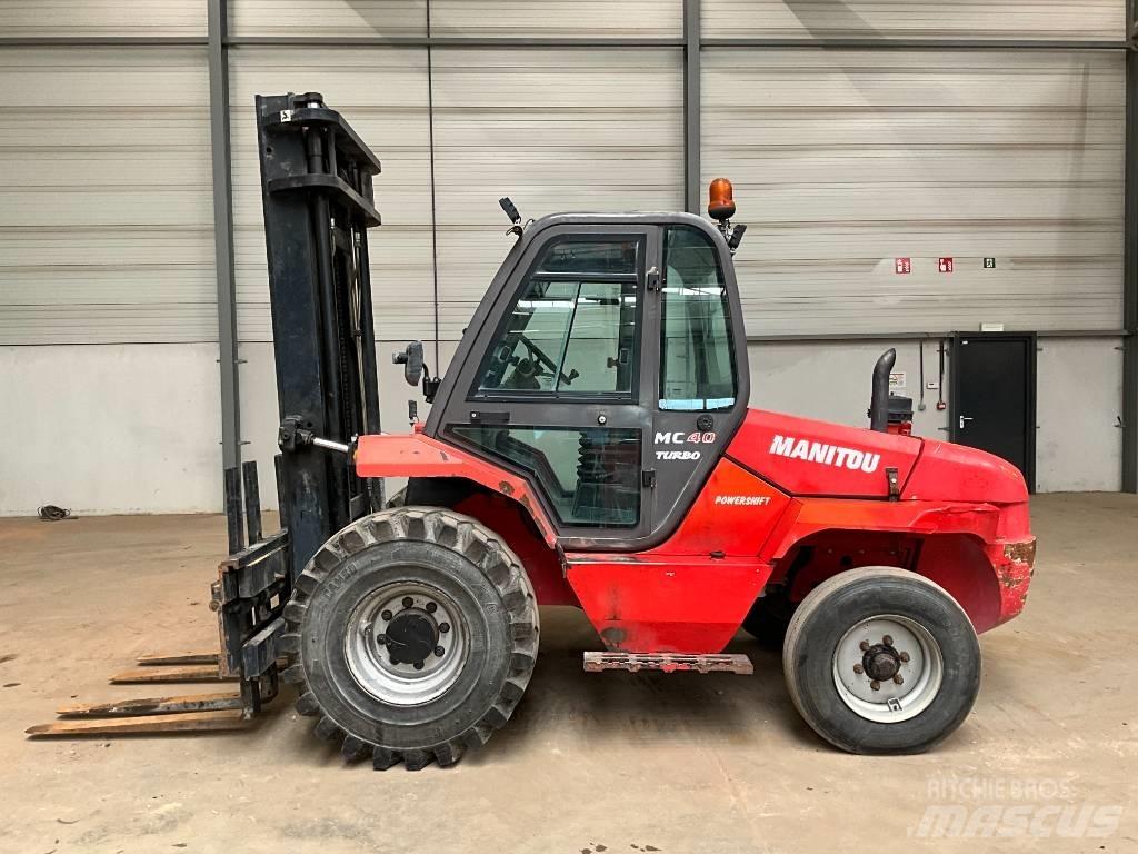 Manitou MC 40 Terénní vysokozdvižné vozíky