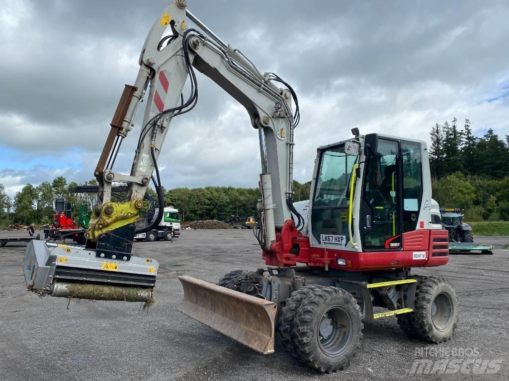 Takeuchi TB 295 W Kolová rýpadla