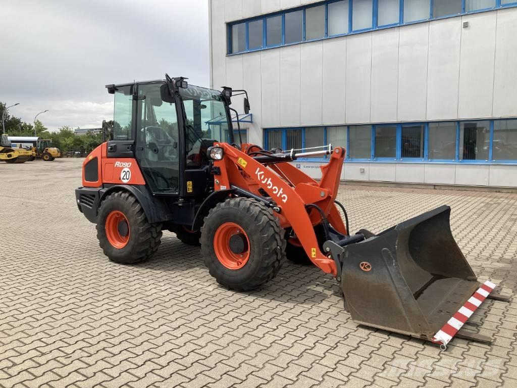 Kubota R 090 Smykem řízené nakladače
