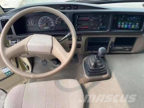 Toyota Coaster Bus Minibusy