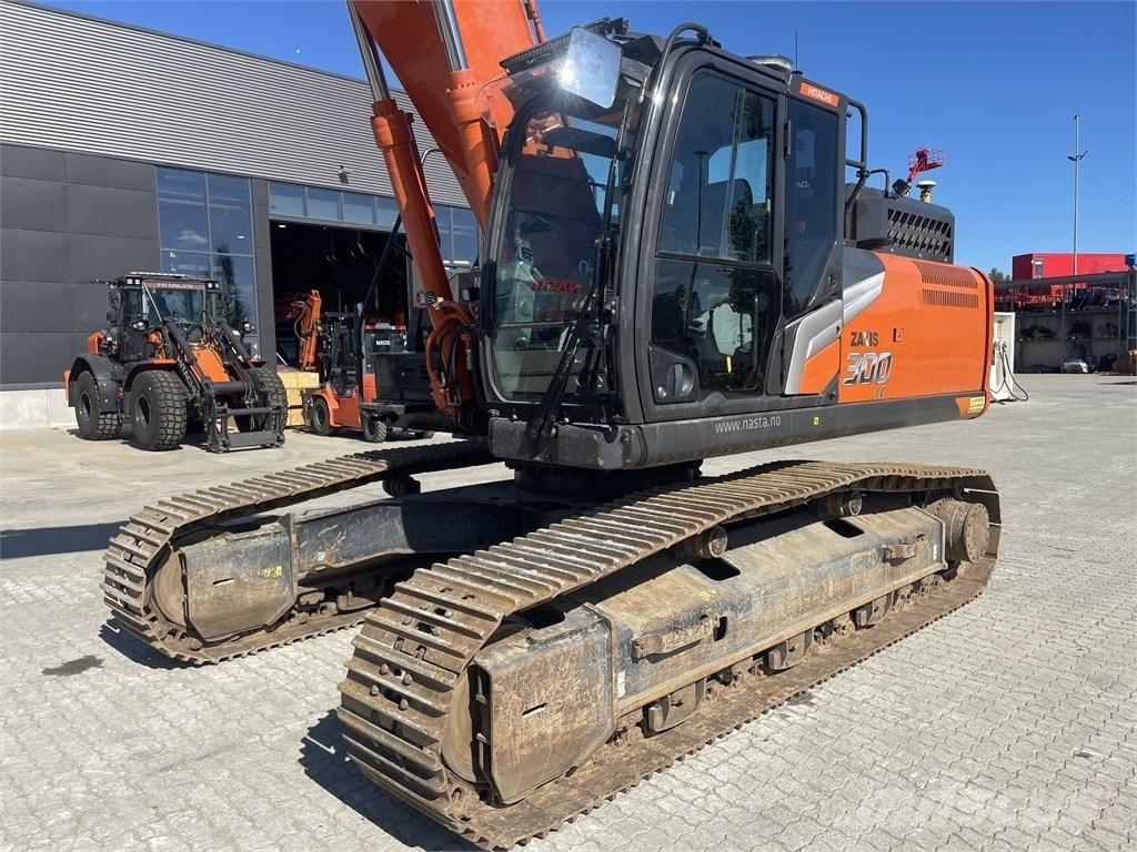 Hitachi ZX 300 LC-7 Pásová rýpadla