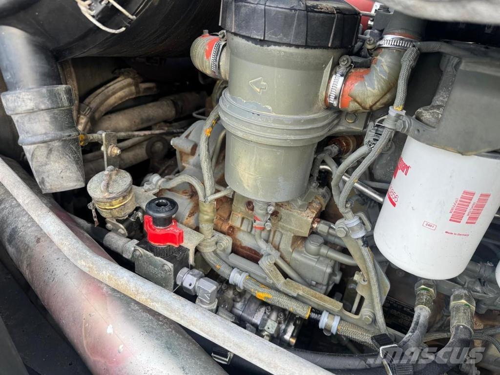 Sennebogen 818M Stroje pro manipulaci s odpadem