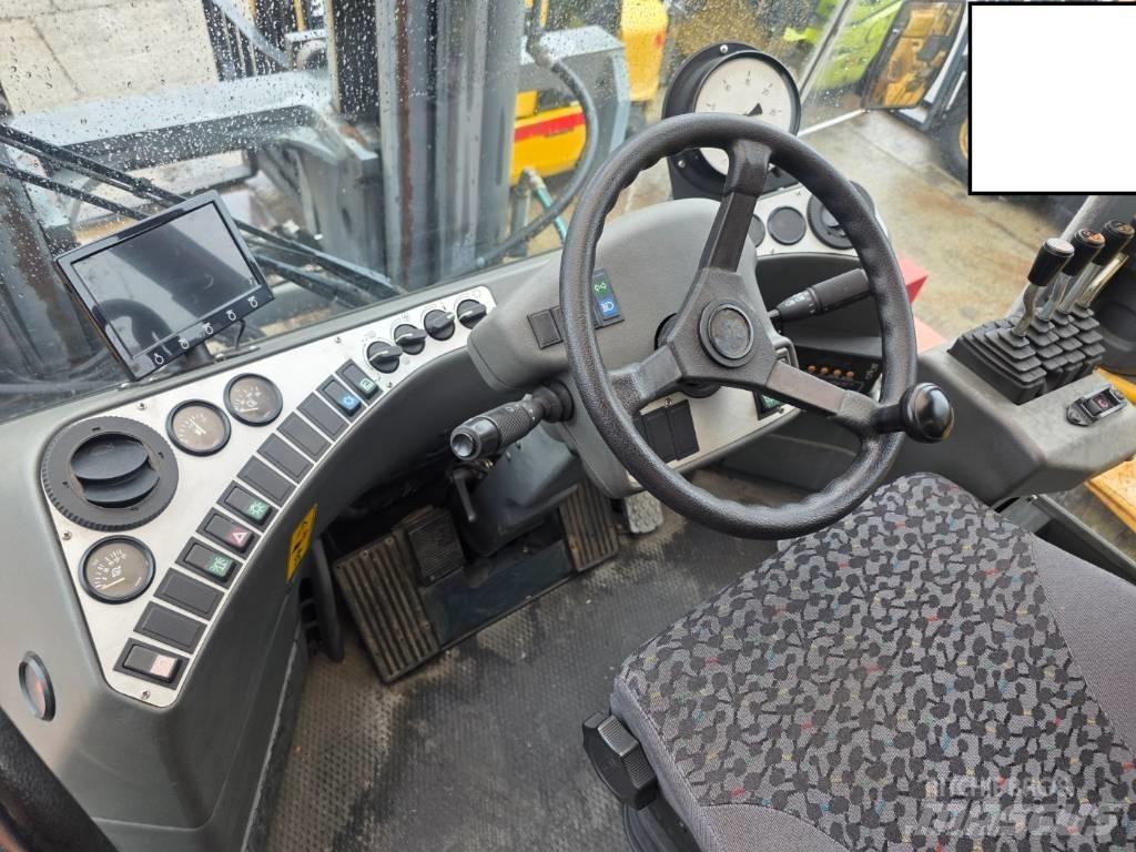 Kalmar DCD 320-12 Dieselové vozíky
