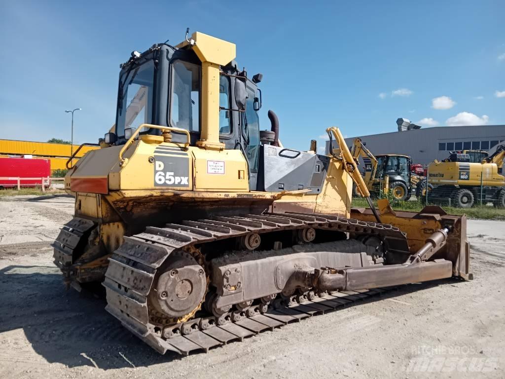 Komatsu D 65 PX-15 Pásové dozery