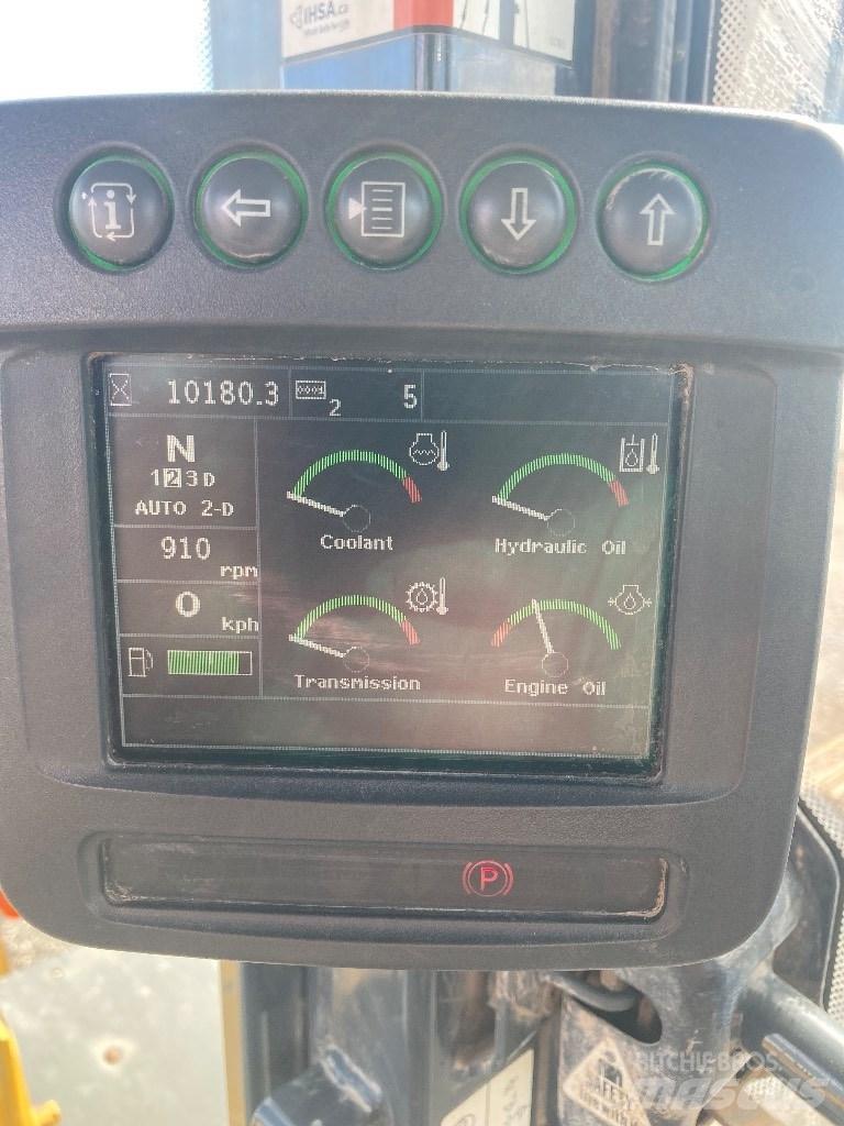 DEERE 444K Kolové nakladače