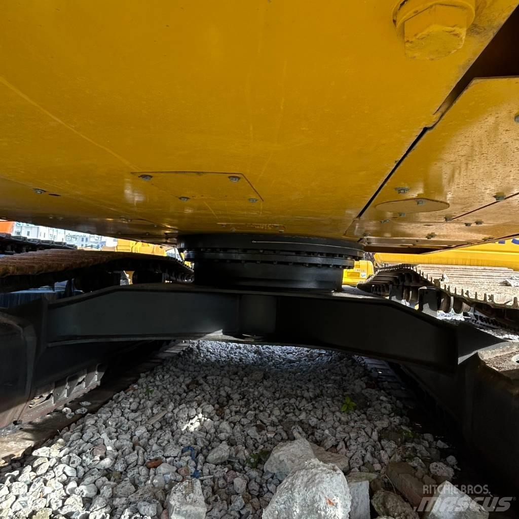 Komatsu 350-7 Pásová rýpadla