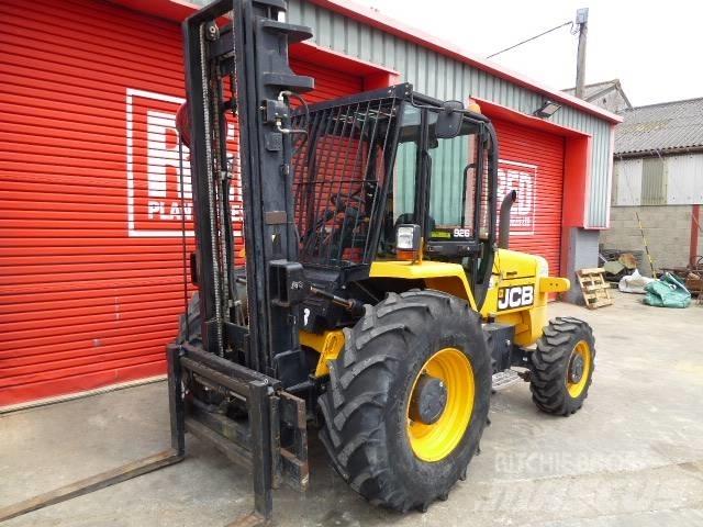 JCB 926 Terénní vysokozdvižné vozíky