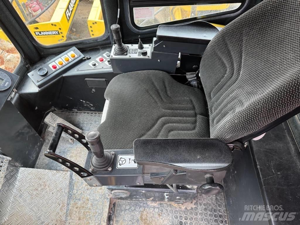 Bomag BC 972 RB-4 Skládkové kompaktory