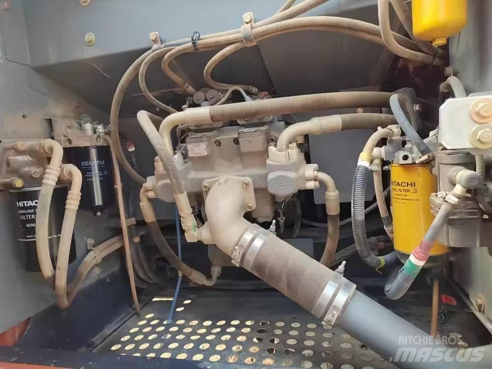 Hitachi ZX 200 Pásová rýpadla