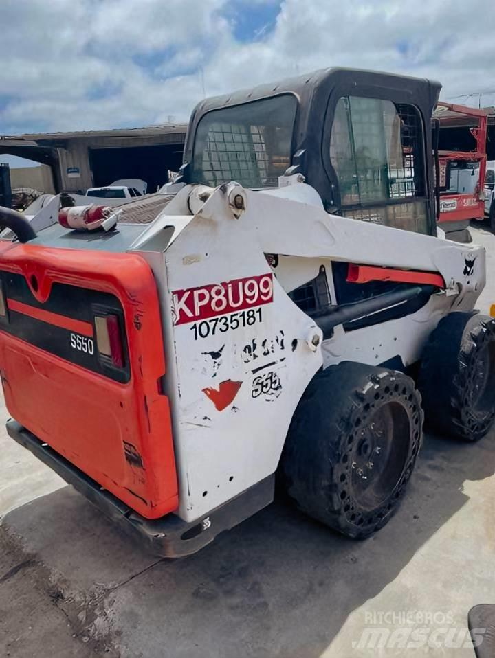 Bobcat S 550 Smykem řízené nakladače