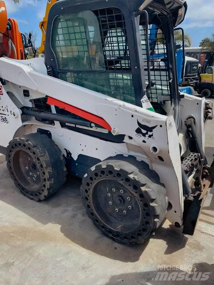 Bobcat S 550 Smykem řízené nakladače