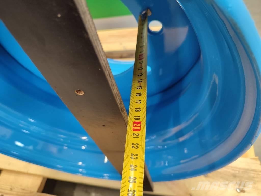  Meclac 12 MXT rim Pneumatiky, kola a ráfky