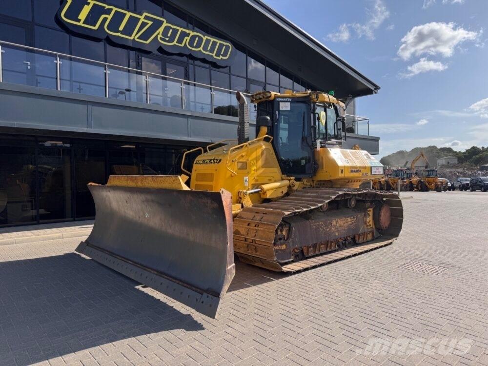 Komatsu D71 PXi-24EO Pásové dozery