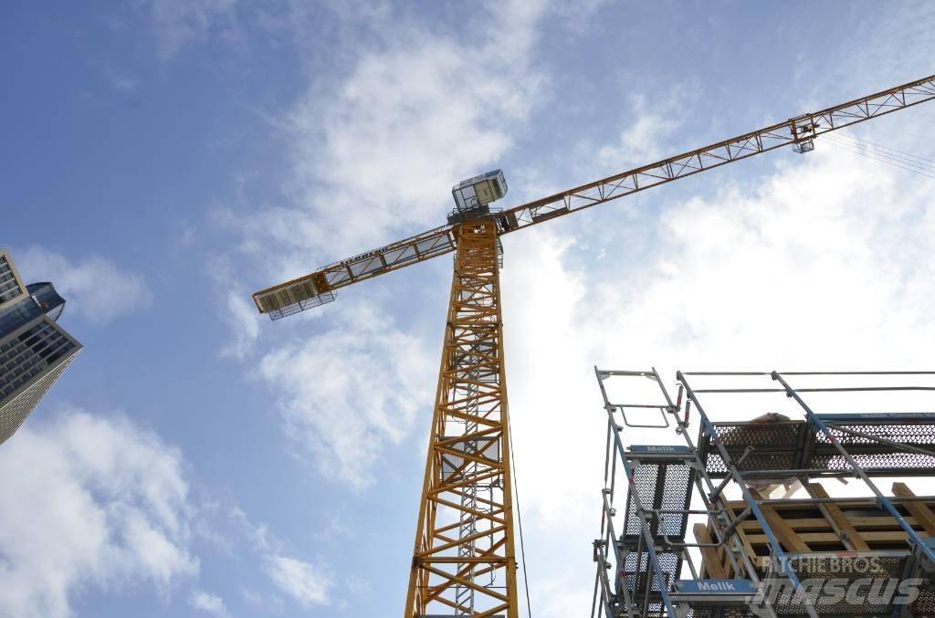 Liebherr 110 EC-B 6 Stavební jeřáby
