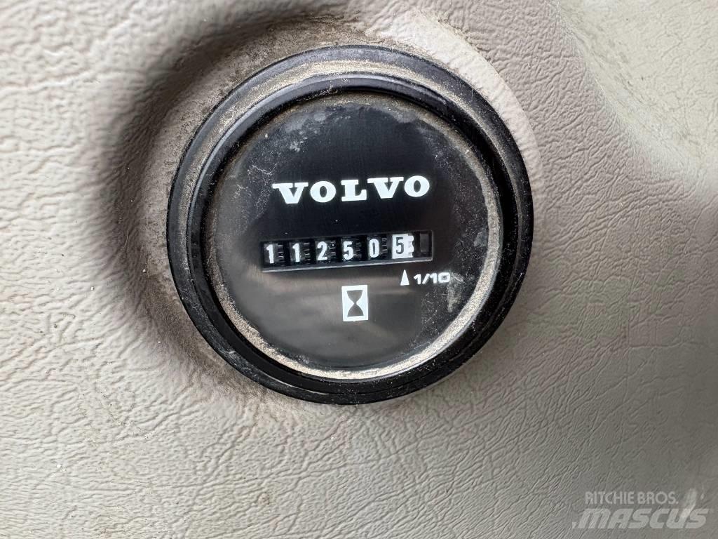 Volvo EC 250 EL Pásová rýpadla