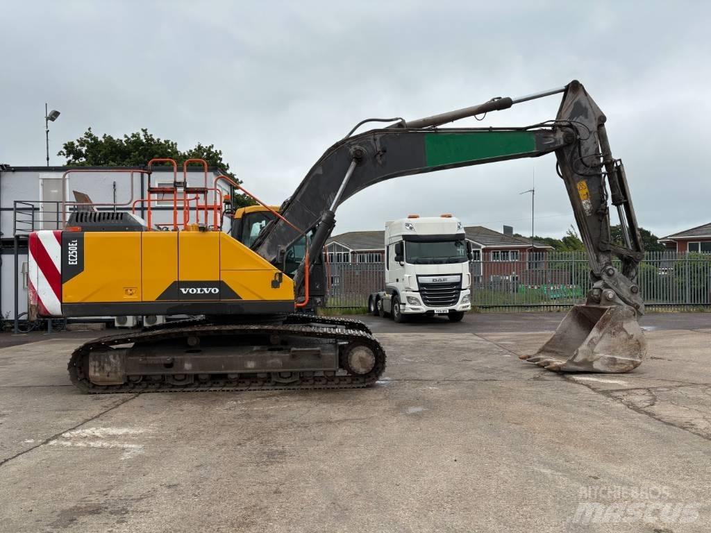 Volvo EC 250 EL Pásová rýpadla