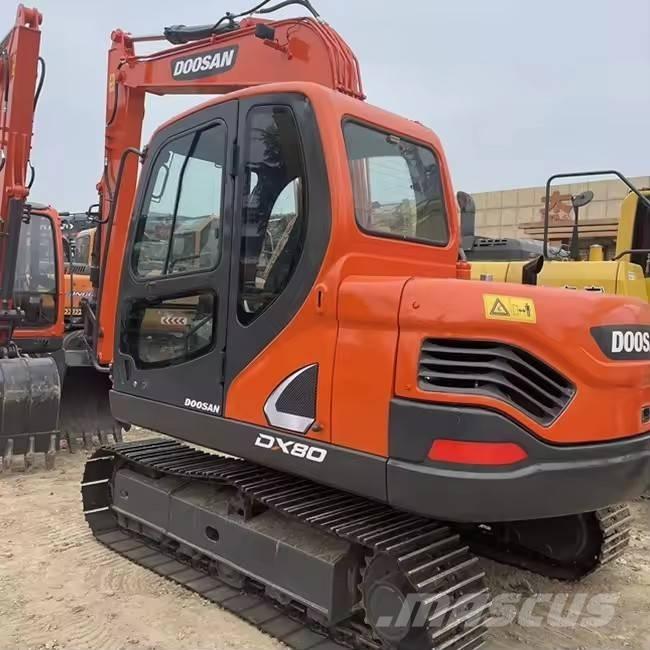Doosan DX 80 Midi rýpadla 7t - 12t