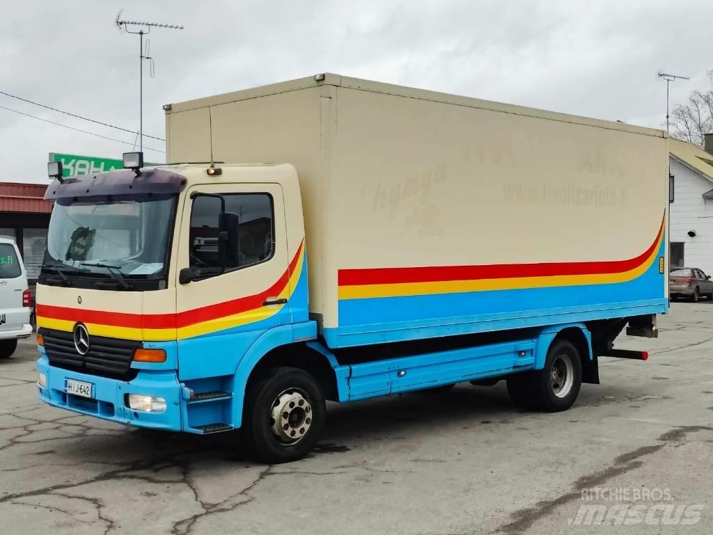 Mercedes-Benz 1223 Skříňová nástavba