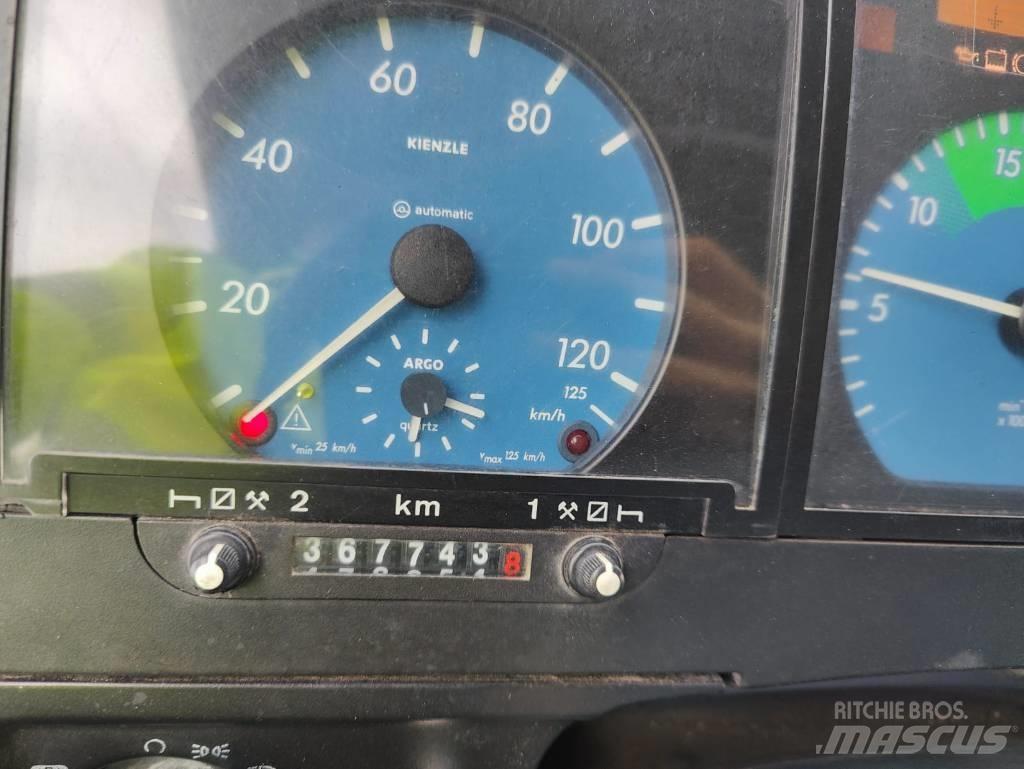 Mercedes-Benz 1223 Skříňová nástavba
