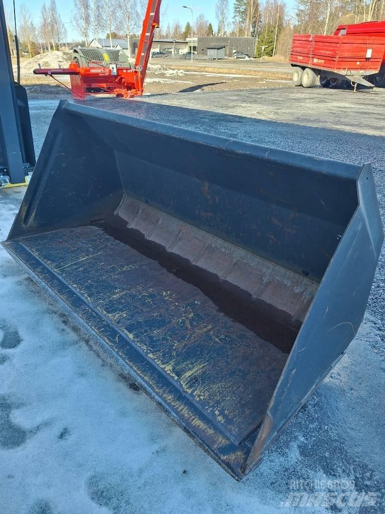 Ålö 210 M Příslušenství předního nakladače