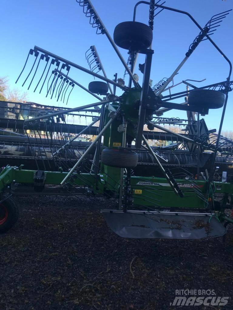 Fendt Former 671 Obraceče a shrabovače sena