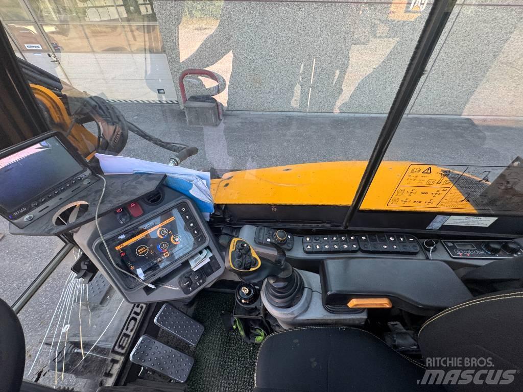JCB Hydradig Kolová rýpadla