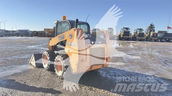 CASE SR200 Smykem řízené nakladače