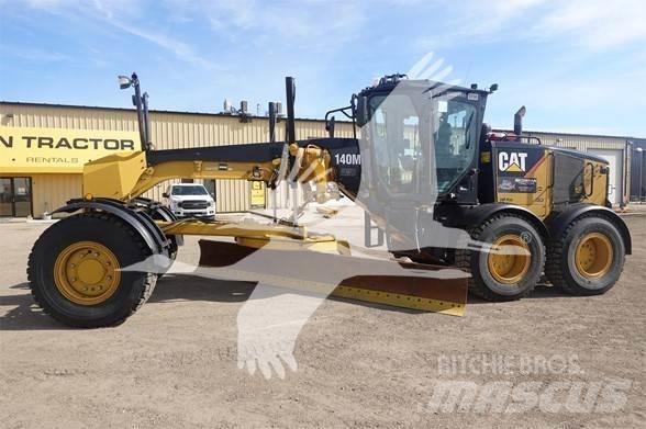 CAT 140 AWD Grejdry