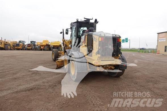 CAT 140M AWD Grejdry