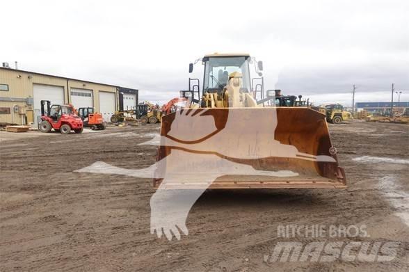 CAT 966H Kolové nakladače