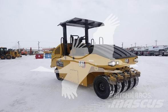 CAT CW16 Pneumatikové válce