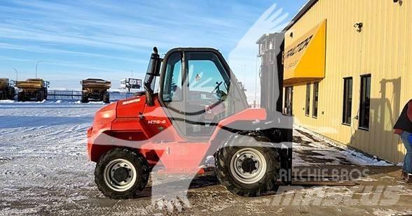 Manitou M30.4 Terénní vysokozdvižné vozíky
