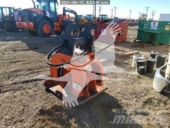 NPK C8C Vlečné vibrační válce