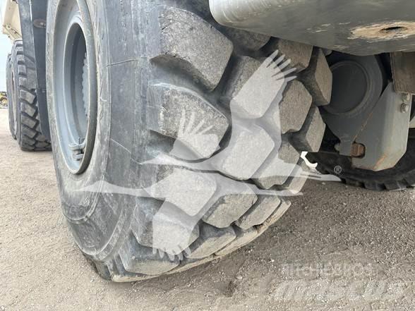 Terex TA400 Kloubové dempry