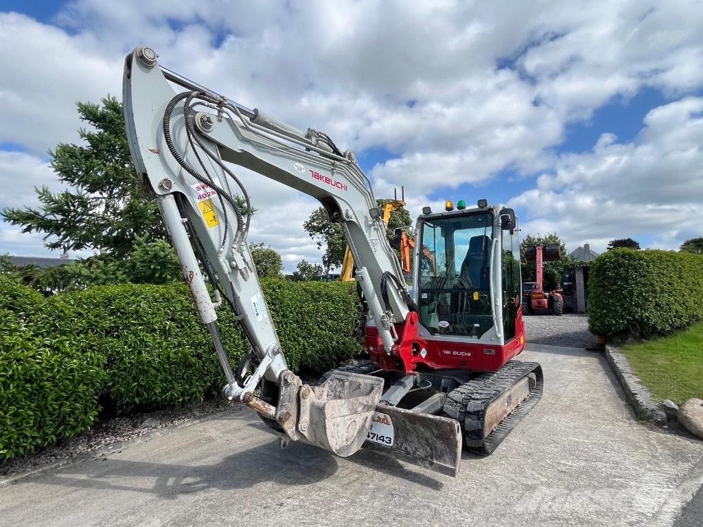 Takeuchi TB 260 Midi rýpadla 7t - 12t