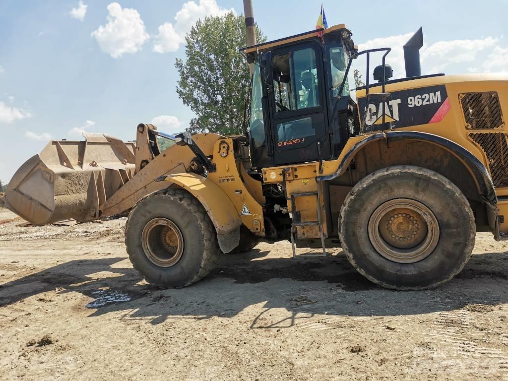 CAT 962 M Kolové nakladače