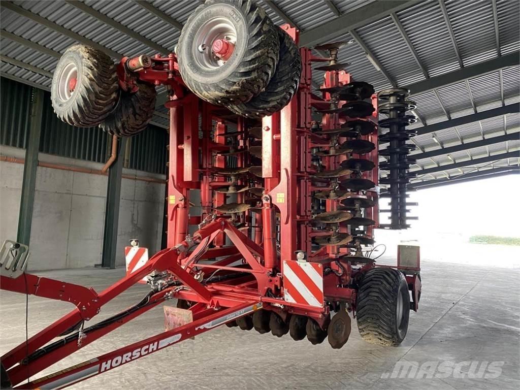 Horsch Joker 12 RT Talířové brány
