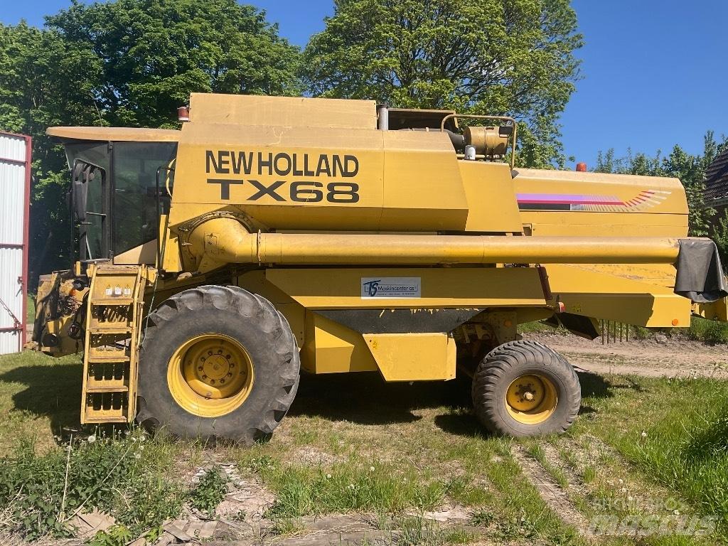 New Holland TX 68 Sklízecí mlátičky